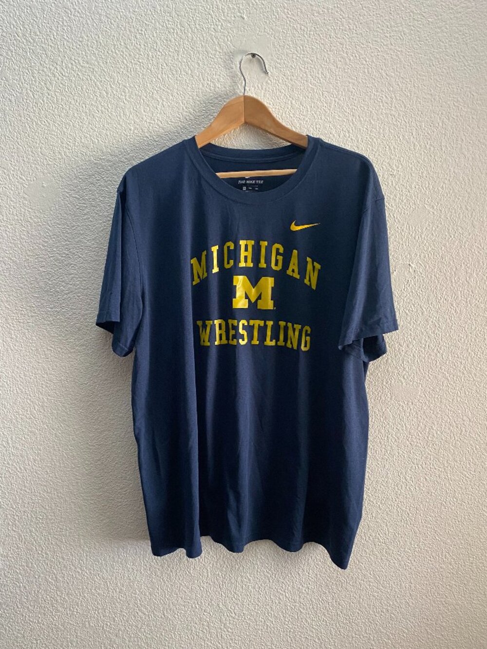 Michigan Wolverines Wrestling The Nike Tee DRI-FIT Athletic Cut T-Shirt 2XL